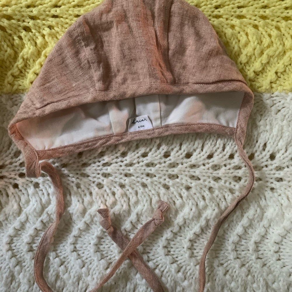 Briar Bonnet - Picture 3 of 4